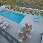 White Pearl Villa Protaras
