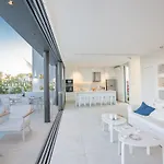 Villa White Pearl *