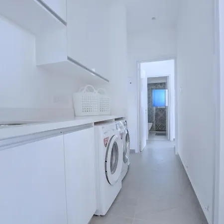 White Pearl Villa *