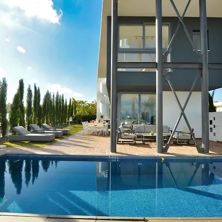Vila White Pearl