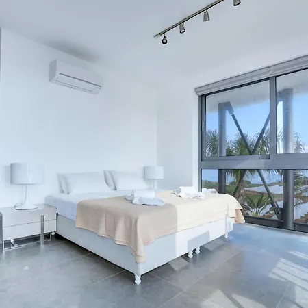 Vila White Pearl