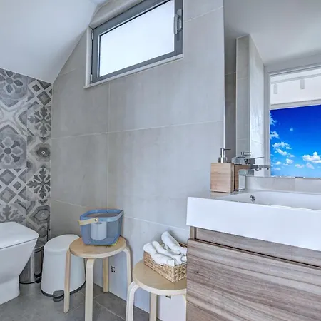 White Pearl Vila *