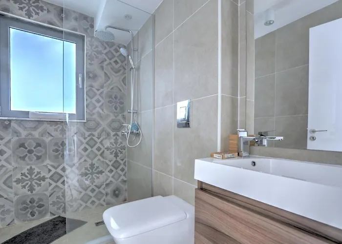 White Pearl * Protaras