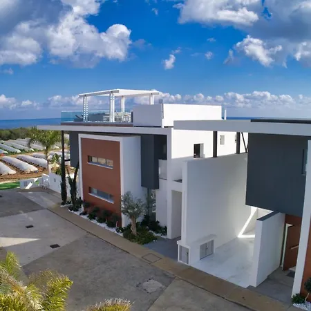 White Pearl * Protaras